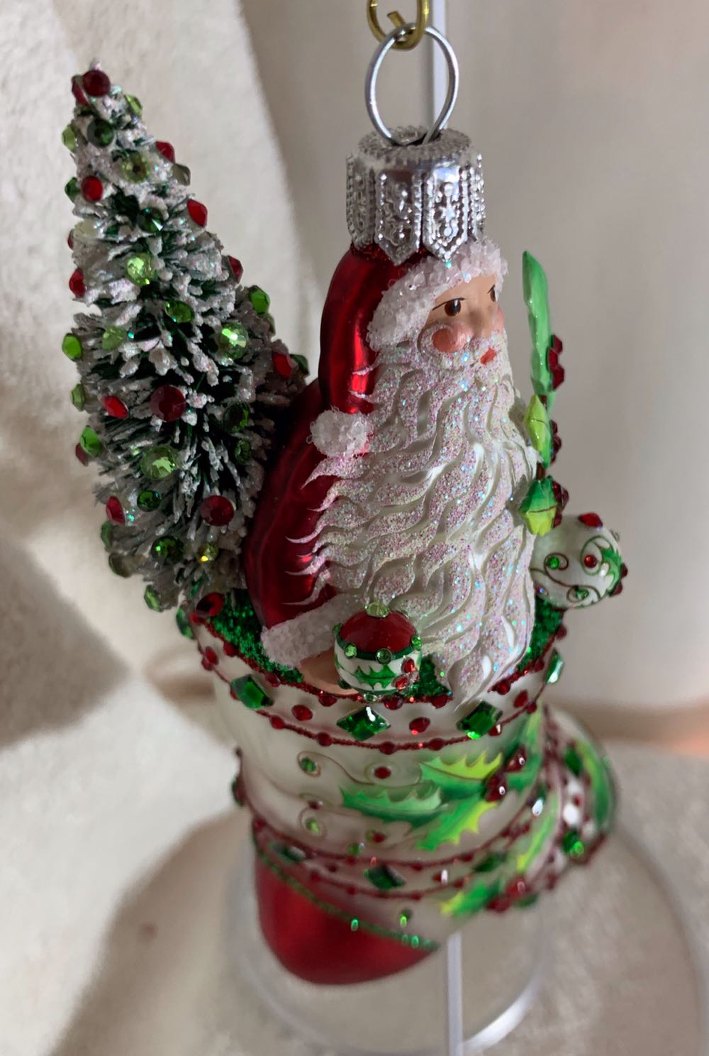 Partage, Pearl & Green Holly - Other Exclusive (Santa) ornament collectible - Main Image 2