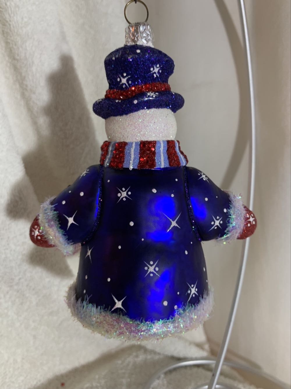 Scenic Snowman, Blue - Other Exclusive (Snowman) ornament collectible - Main Image 3