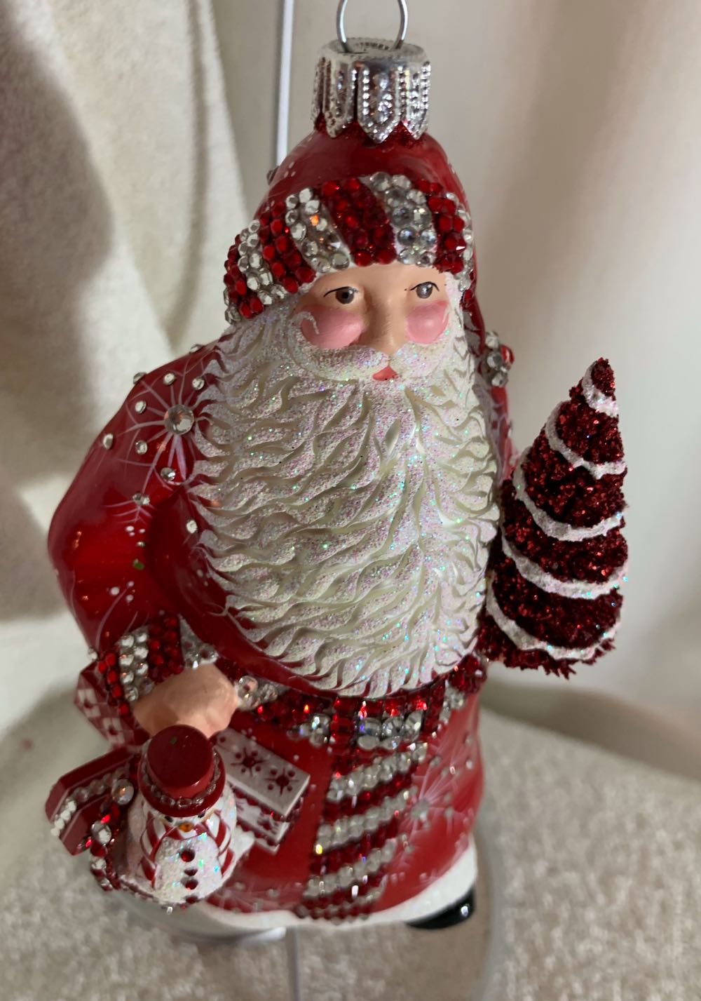 The 25th, Red, Snowflakes - Event Piece (Santa) ornament collectible - Main Image 2
