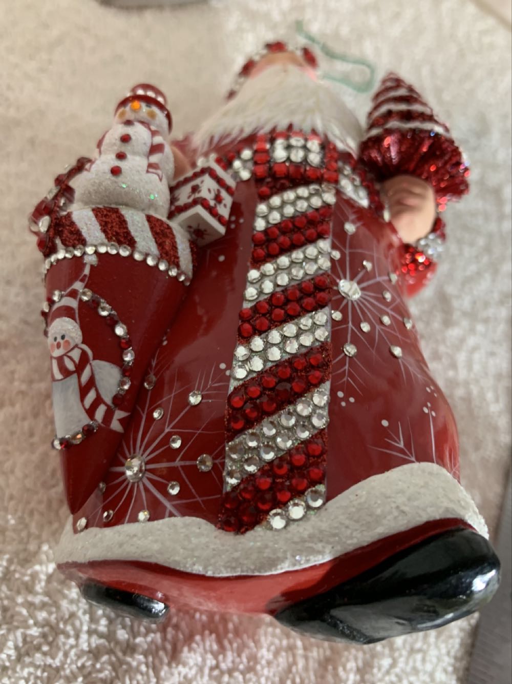 The 25th, Red, Snowflakes - Event Piece (Santa) ornament collectible - Main Image 4