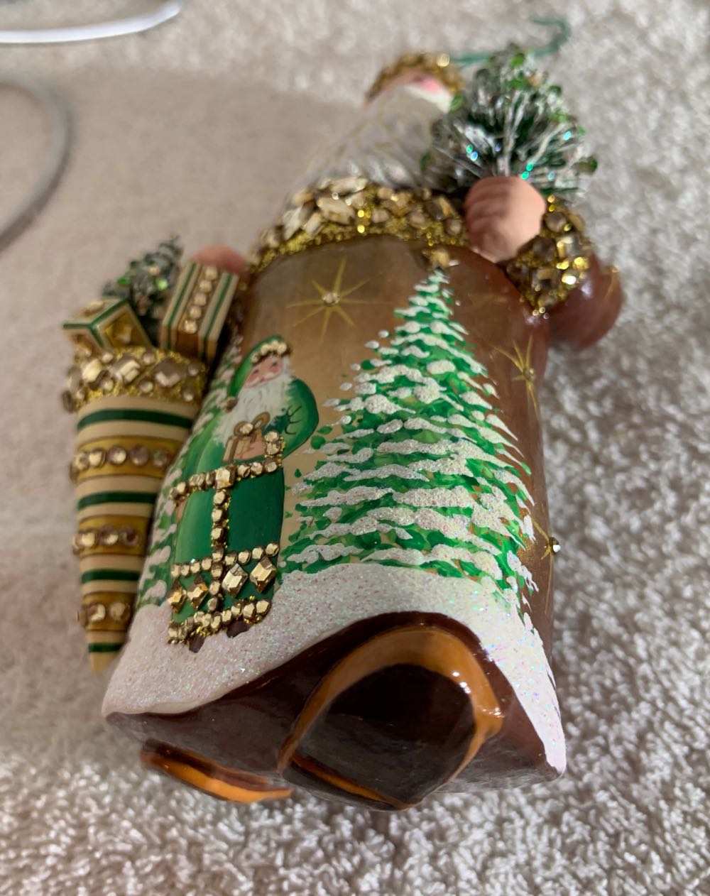 The 25th, Baltic Amber, Pour Vous - Event Piece (Santa) ornament collectible - Main Image 4