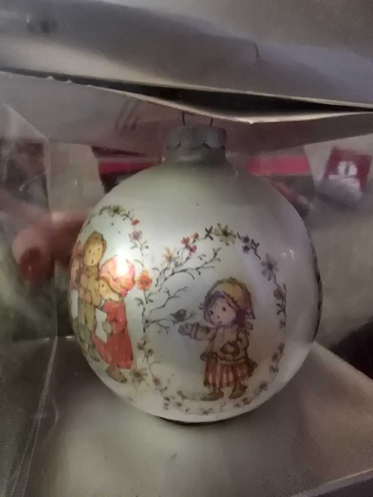 Charmers 1974  ornament collectible - Main Image 4