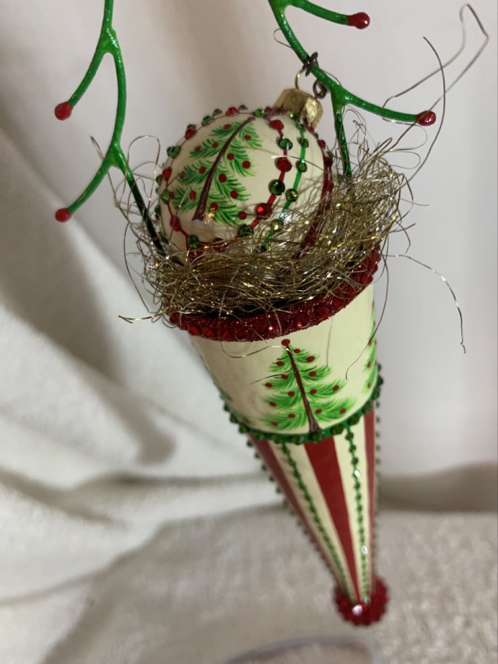 Tannenbaum Cornucopia, With Miniature Ball Sculpture, Red & Cream & Green - General Line (Christmas Tree Ornament) ornament collectible - Main Image 2