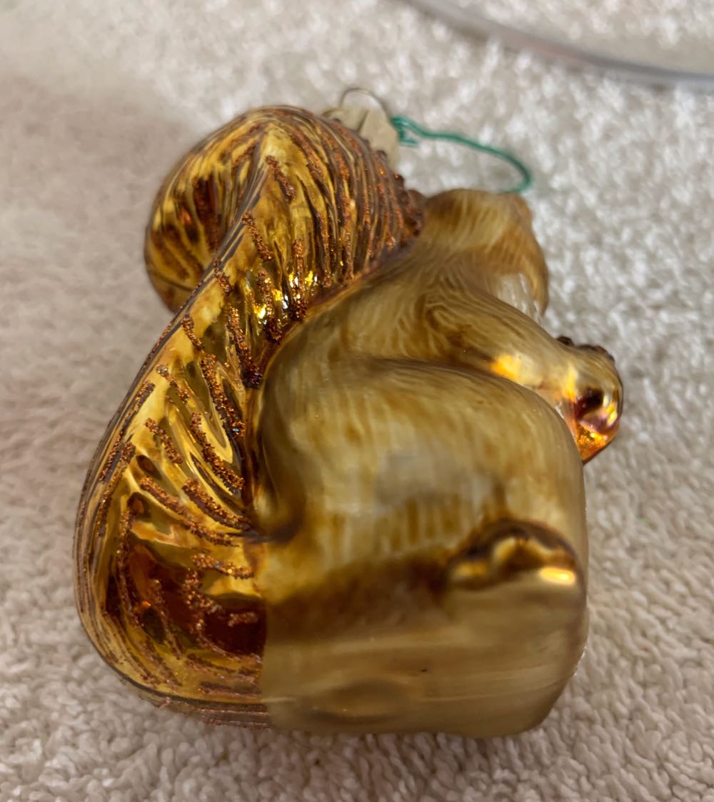 Golden Squirrel, w/Acorn  (Christmas Tree Ornament) ornament collectible - Main Image 4