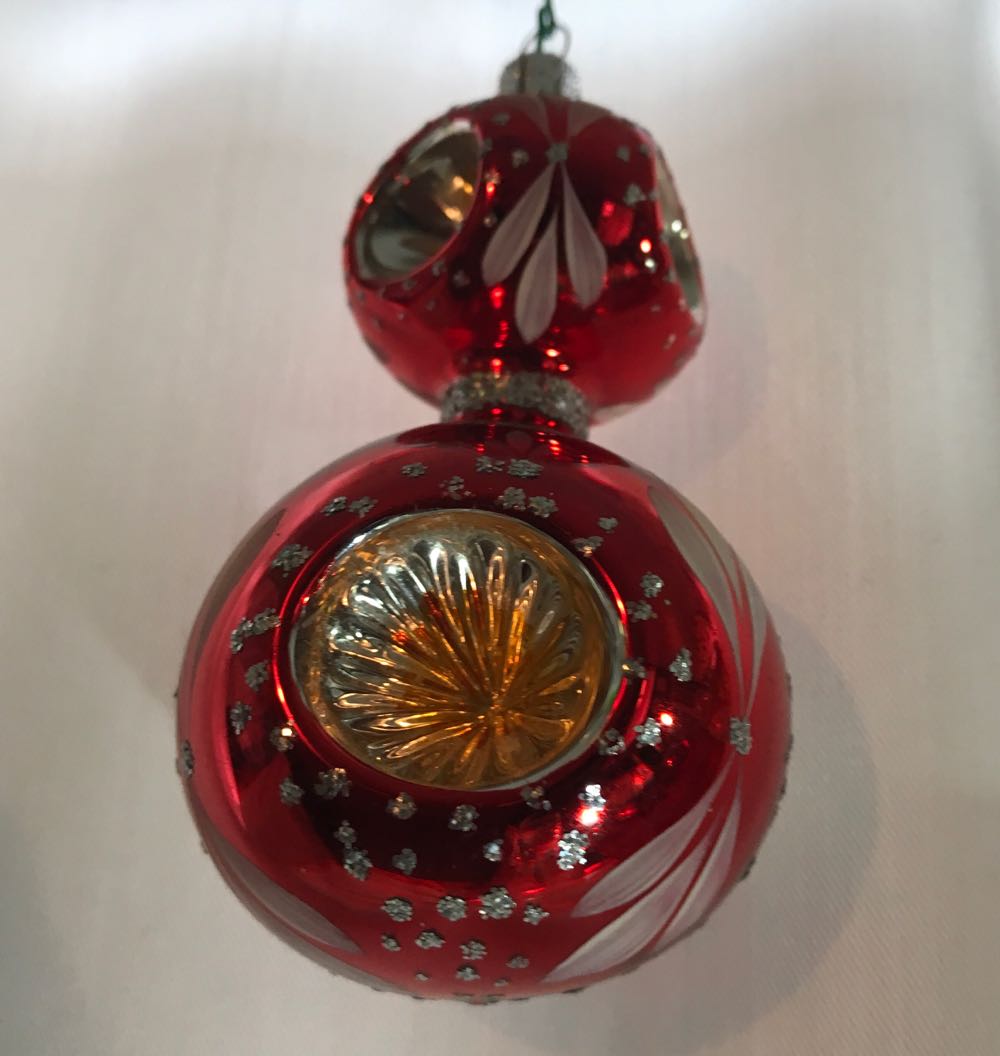 Double Drop, Triple Relector, Re & White  (Christmas Tree Ornament) ornament collectible - Main Image 2