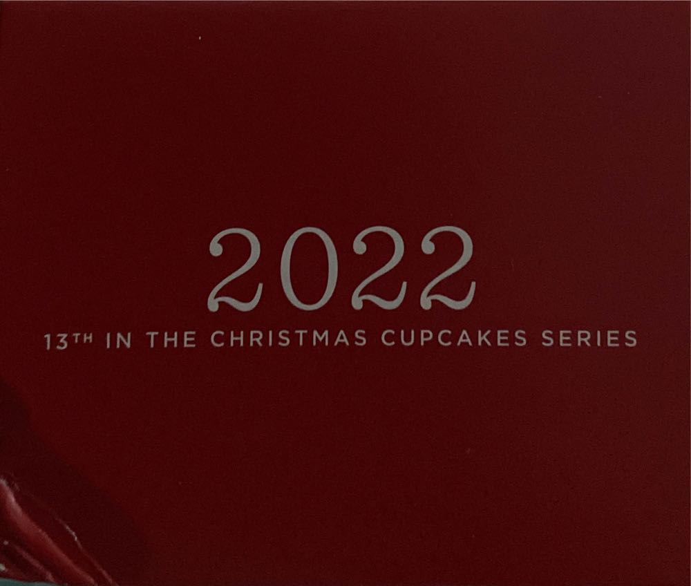 #13 Holiday Merry-Mint - Christmas Cupcakes (Cupcakes) ornament collectible [Barcode 763795727612] - Main Image 3