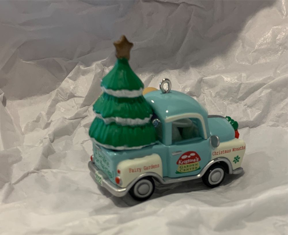 Holiday Parade #4 - Holiday Parade (4th In Series) ornament collectible [Barcode 763795719488] - Main Image 4