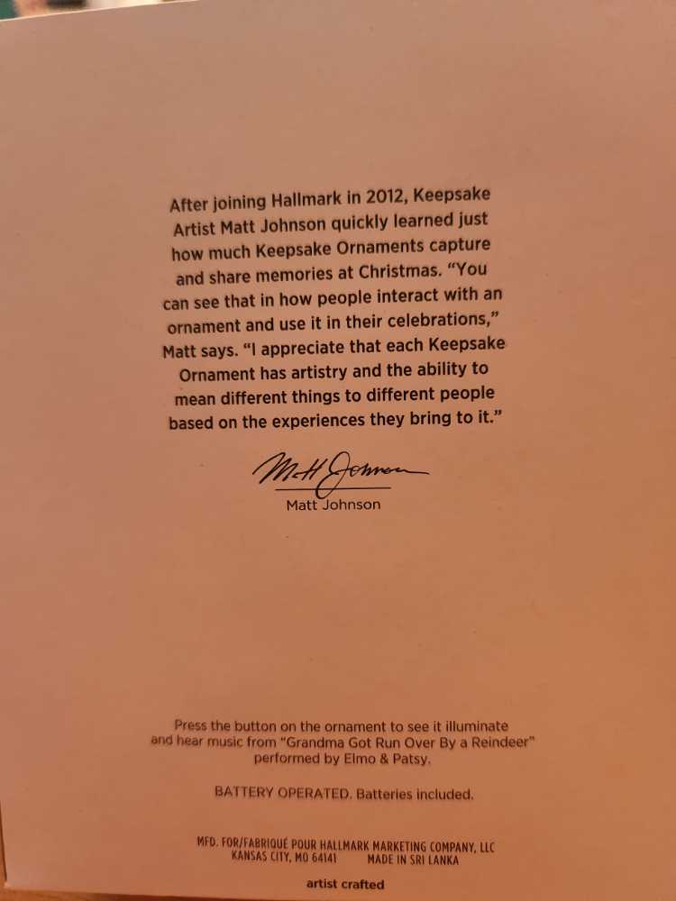 Grandma Got Run Over By A Reindeer - Reindeer (Music) ornament collectible [Barcode 763795767526] - Main Image 3