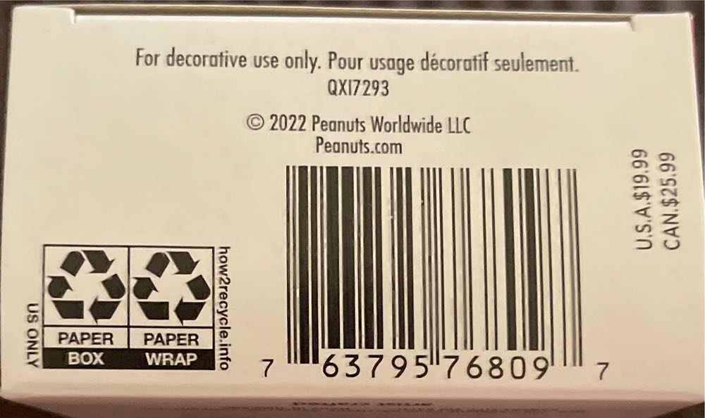 Skiing Snoopy - The Peanuts Gang (Peanuts) ornament collectible [Barcode 763795768097] - Main Image 4