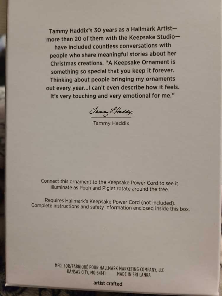 A Smallish Gift - Disney Winnie The Pooh (Disney-Winnie The Pooh) ornament collectible [Barcode 763795731473] - Main Image 3