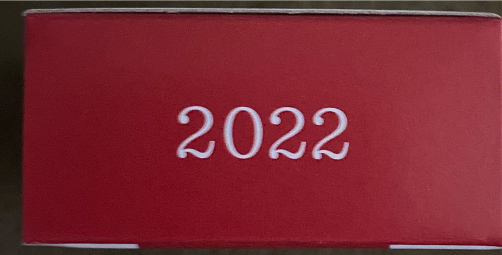 Sparkly Soft Serve - Keepsake Miniatures (Miniature) ornament collectible [Barcode 763795788750] - Main Image 3