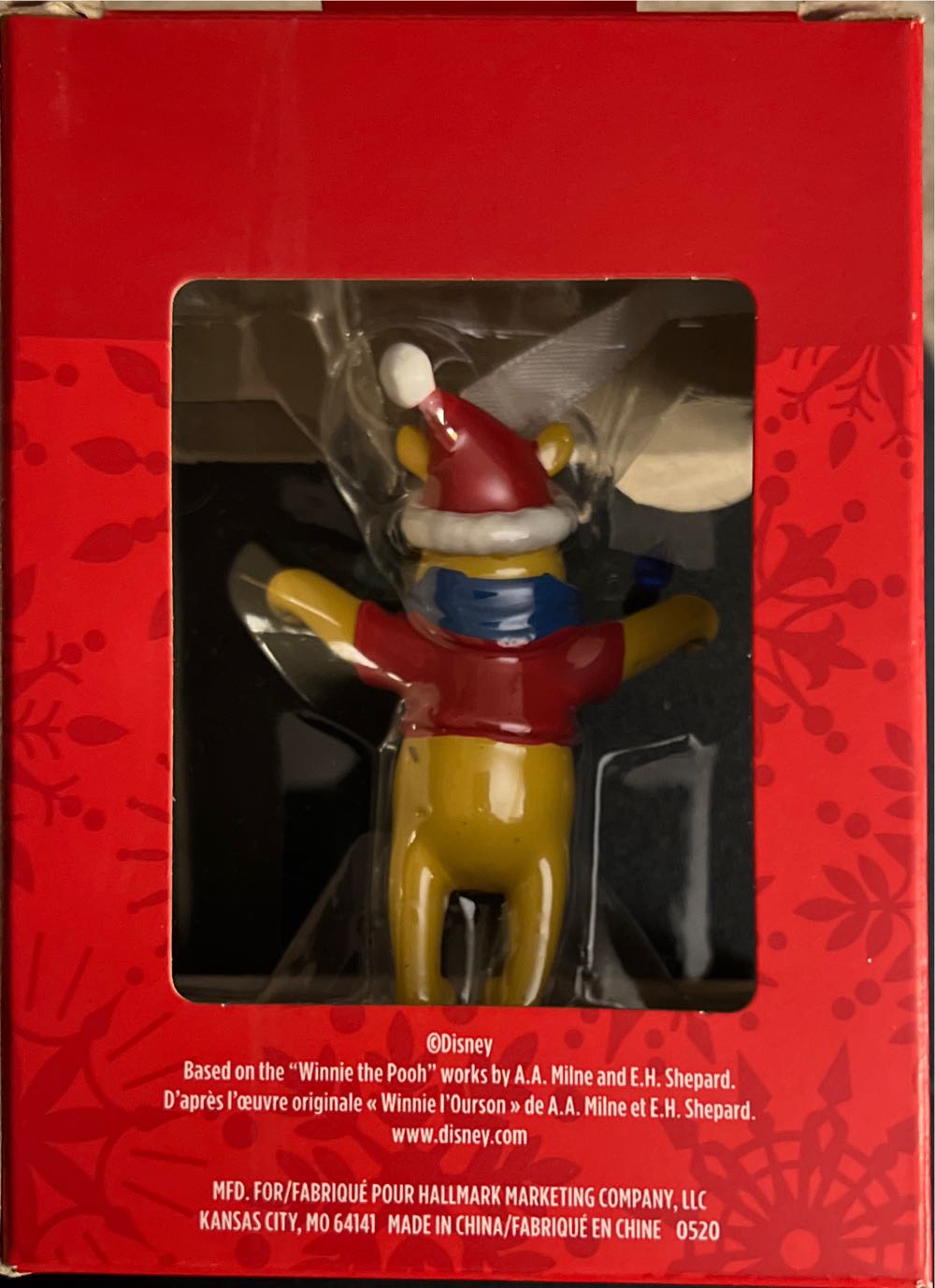 Winnie The Pooh Christmas Ornament - Disney Winnie The Pooh (Disney-Winnie The Pooh) ornament collectible [Barcode 763795693047] - Main Image 3