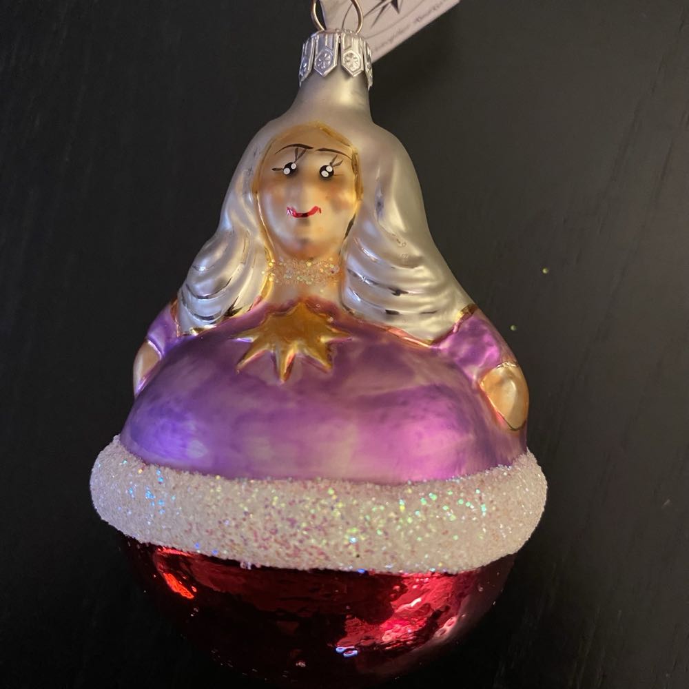 White Woodland Wreath 2019 Dated