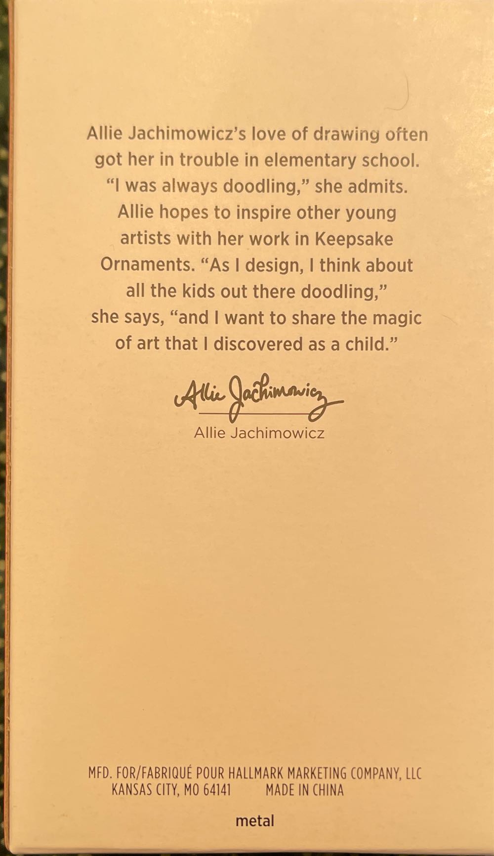 New Home - Family (New Home) ornament collectible [Barcode 763795726554] - Main Image 3