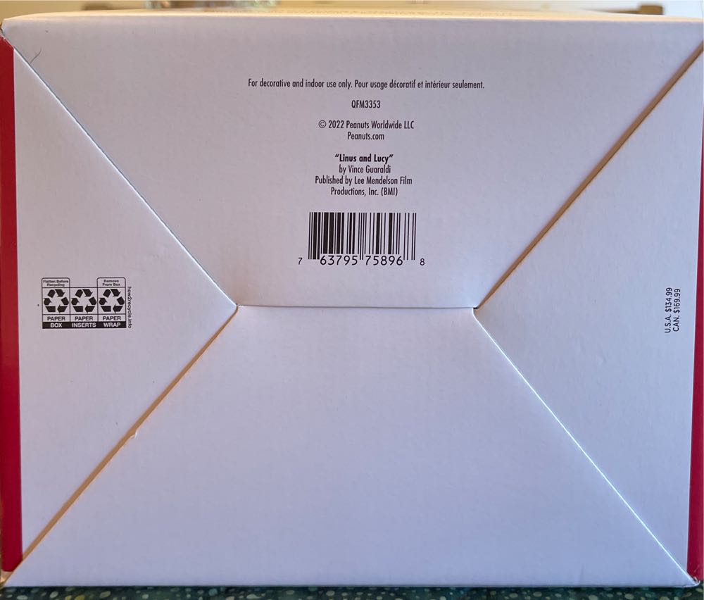 The Merriest House In Town - Peanuts (Magic Light & Sound) ornament collectible [Barcode 763795758968] - Main Image 3