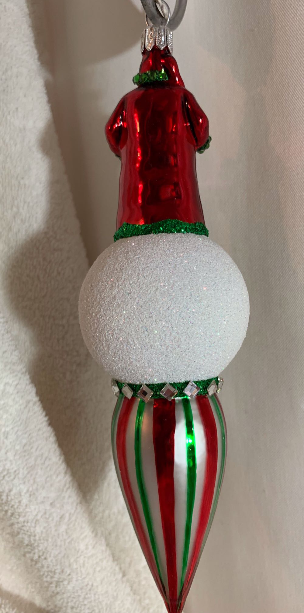 Huntington Claus, Red, Green & Pearl with Jeweled Tree - Regular Line (Santa) ornament collectible - Main Image 3