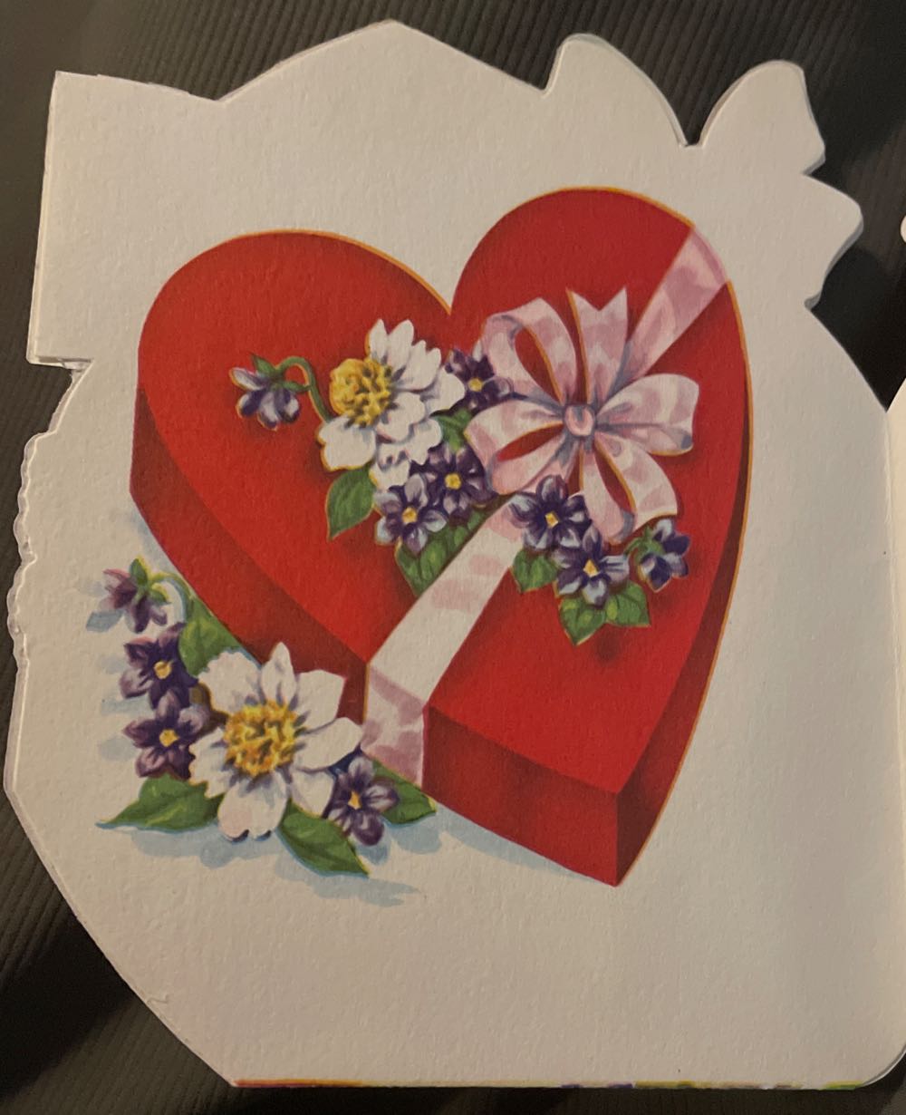 DA - Valentine - French Fold - Flowers In Heart Box - French Fold (Valentine) ornament collectible - Main Image 2