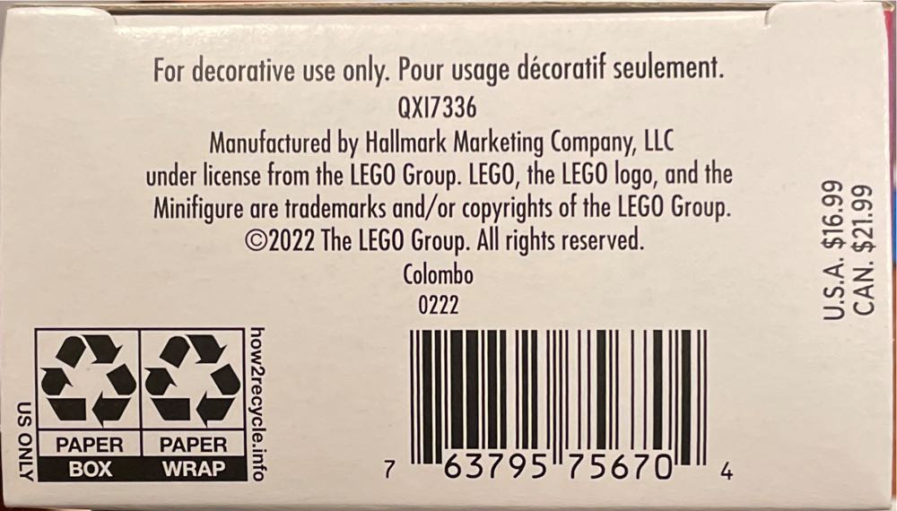 CRYPTID - Hallmark Lego Ornament Yeti - Lego (LEGO Holiday Minifigures) ornament collectible [Barcode 763795756704] - Main Image 3