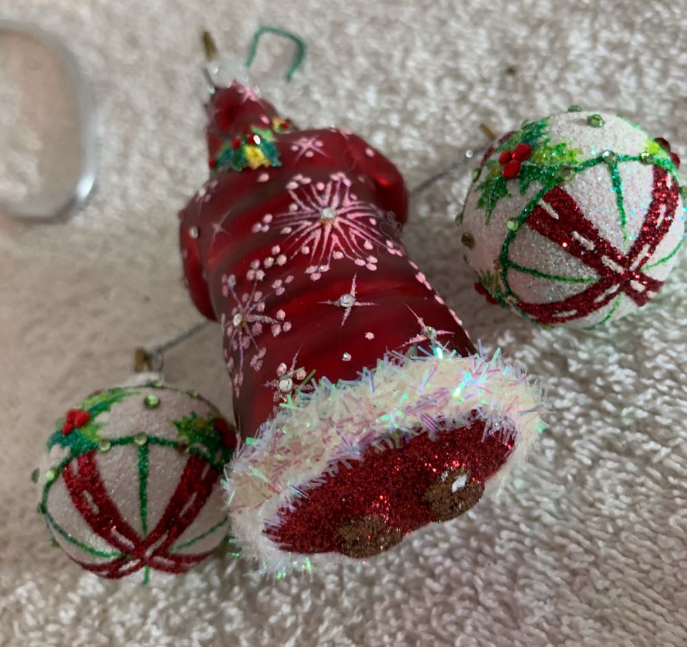 Balance, Holly & Snowflakes - General Line (Santa) ornament collectible - Main Image 4