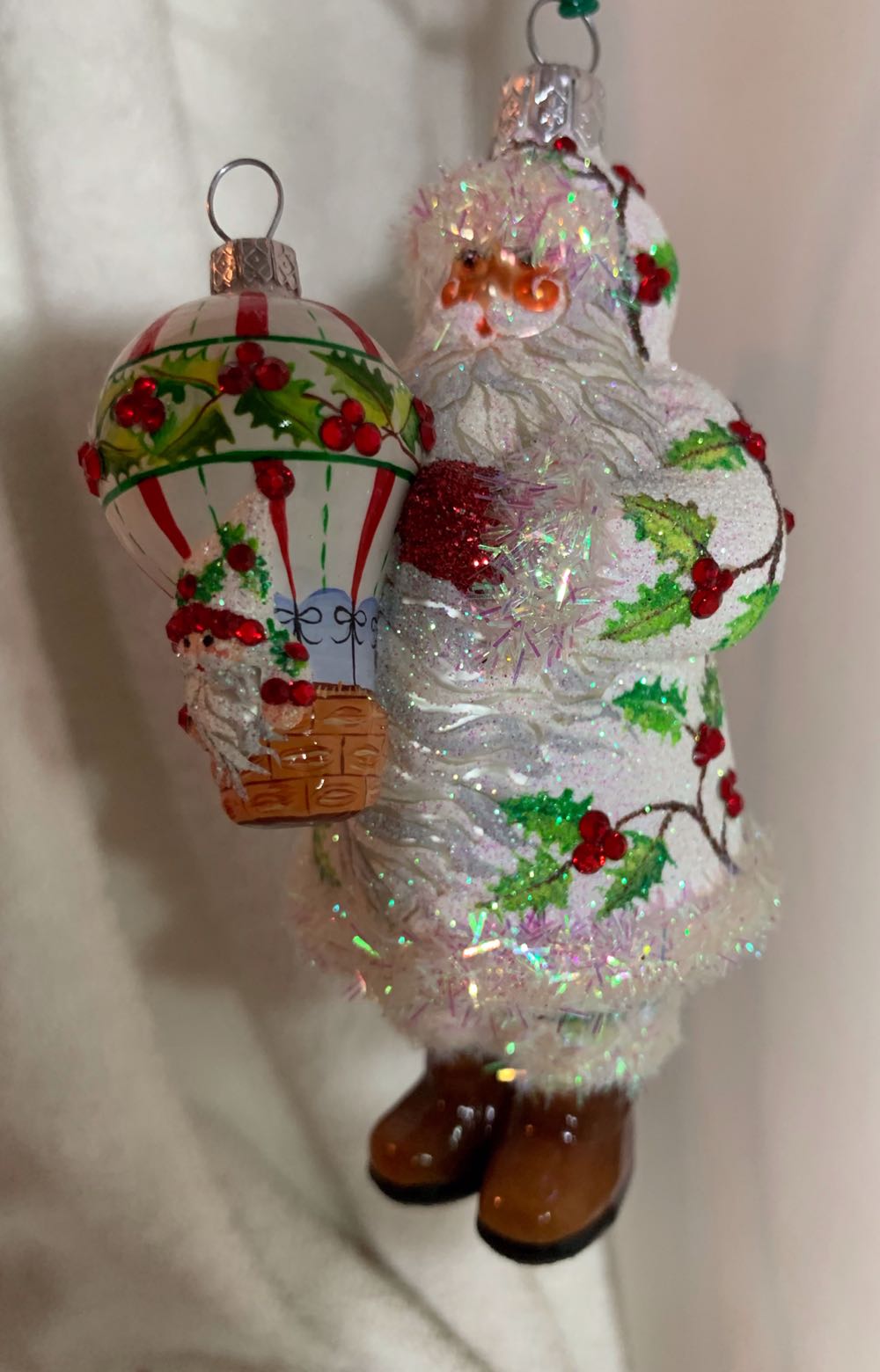 White Woodland Wreath 2019 Dated