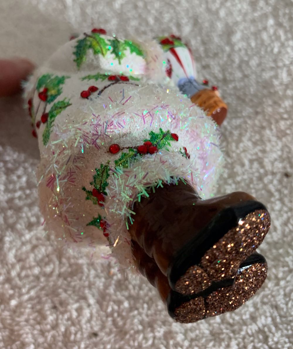 Lindell Santa, Holly - Event Exclusive (Santa) ornament collectible - Main Image 4