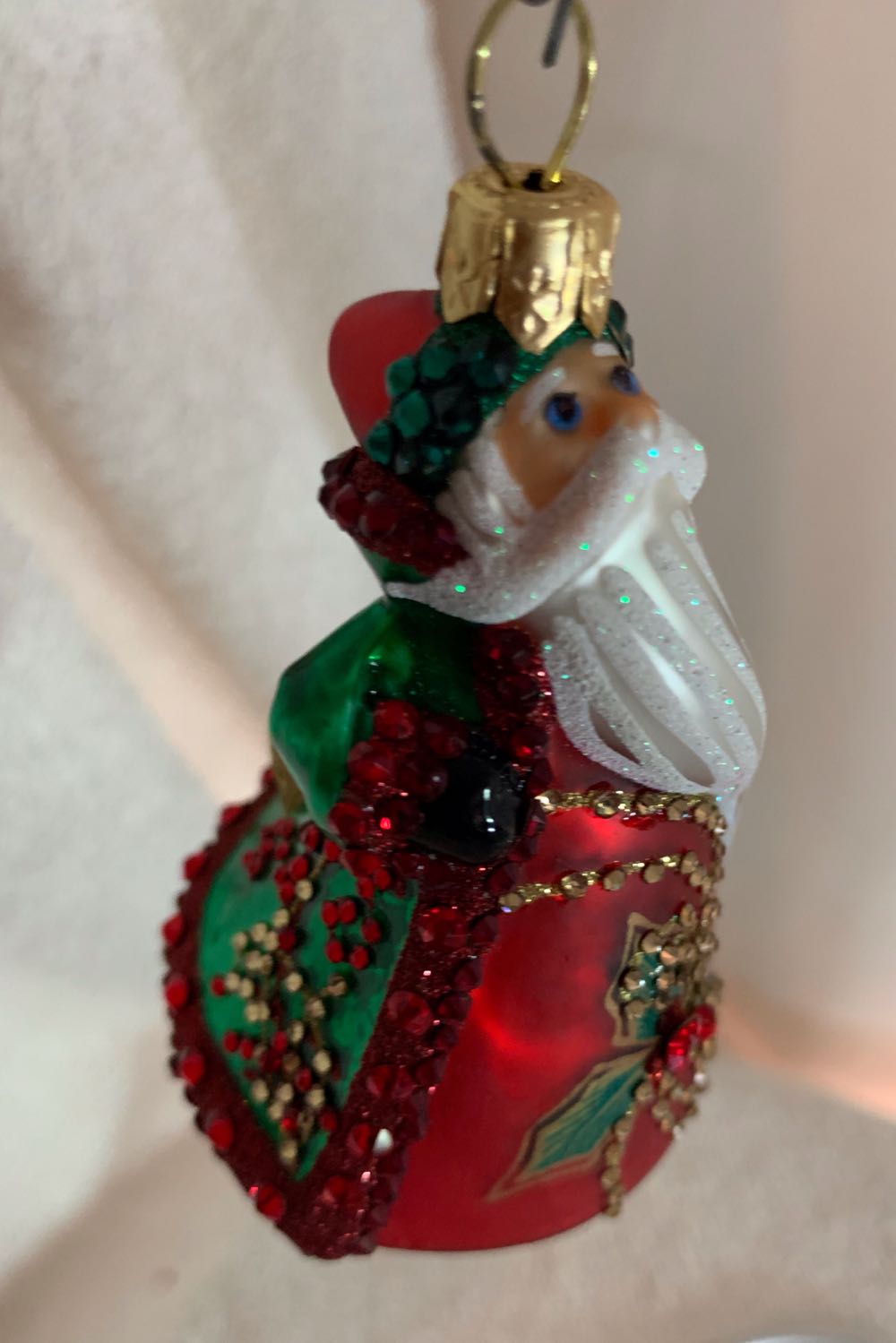 Bejeweled Santa  (Santa) ornament collectible - Main Image 2