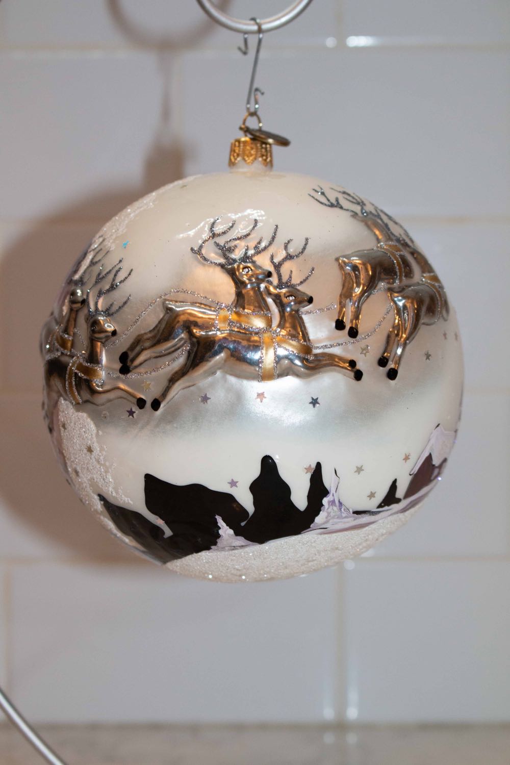 BluBom Glass Red Elegant Bauble Santa Claus With Reindeers  ornament collectible - Main Image 2