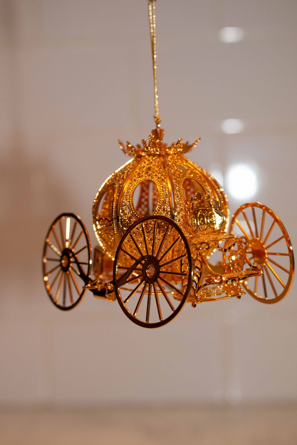 Danbury Mint Ornament  ornament collectible - Main Image 1