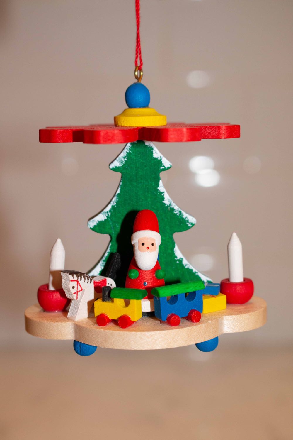 Birdhouse Curiosity #44225