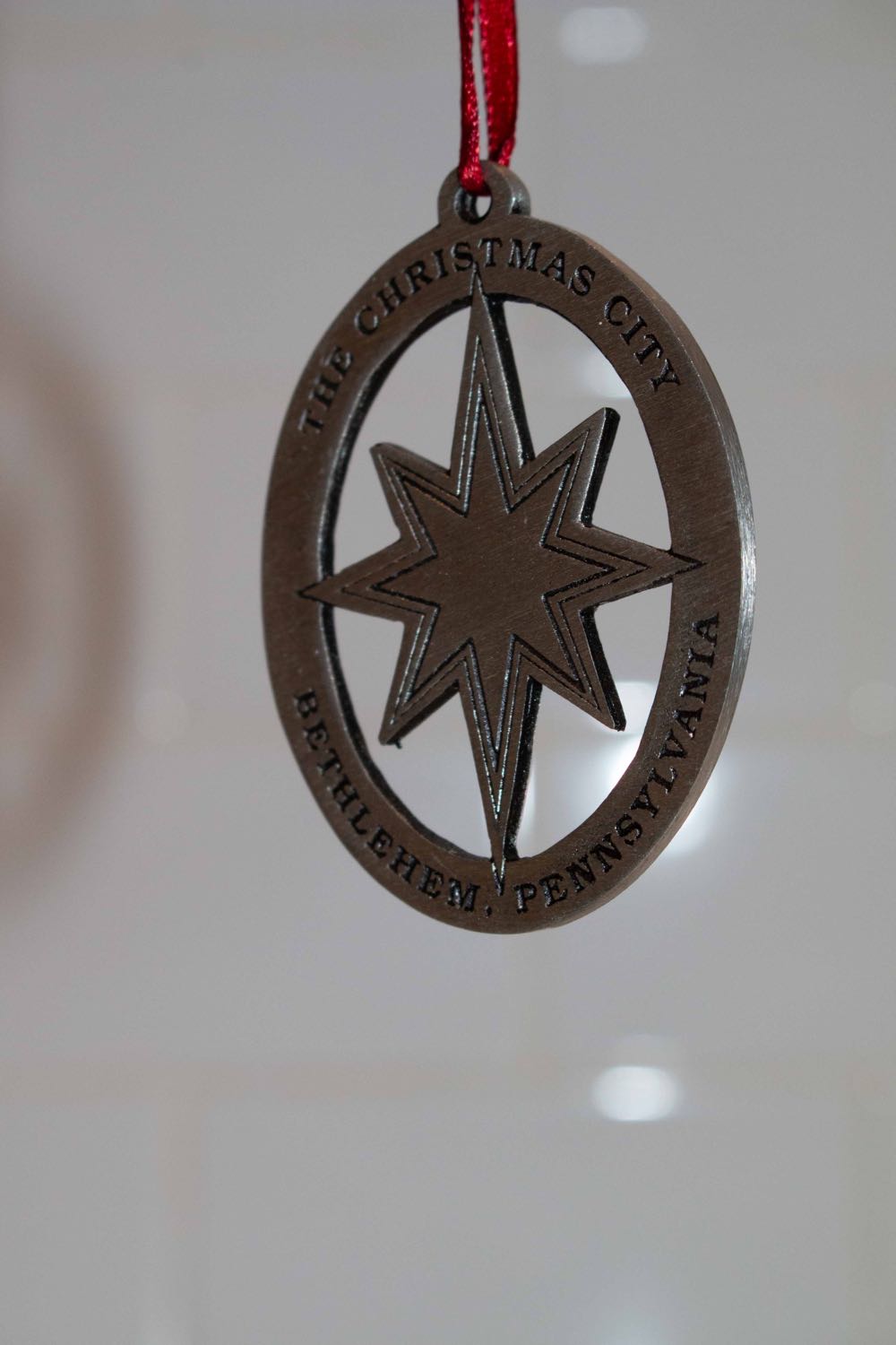 Lemax Feeding Pigeons #62255