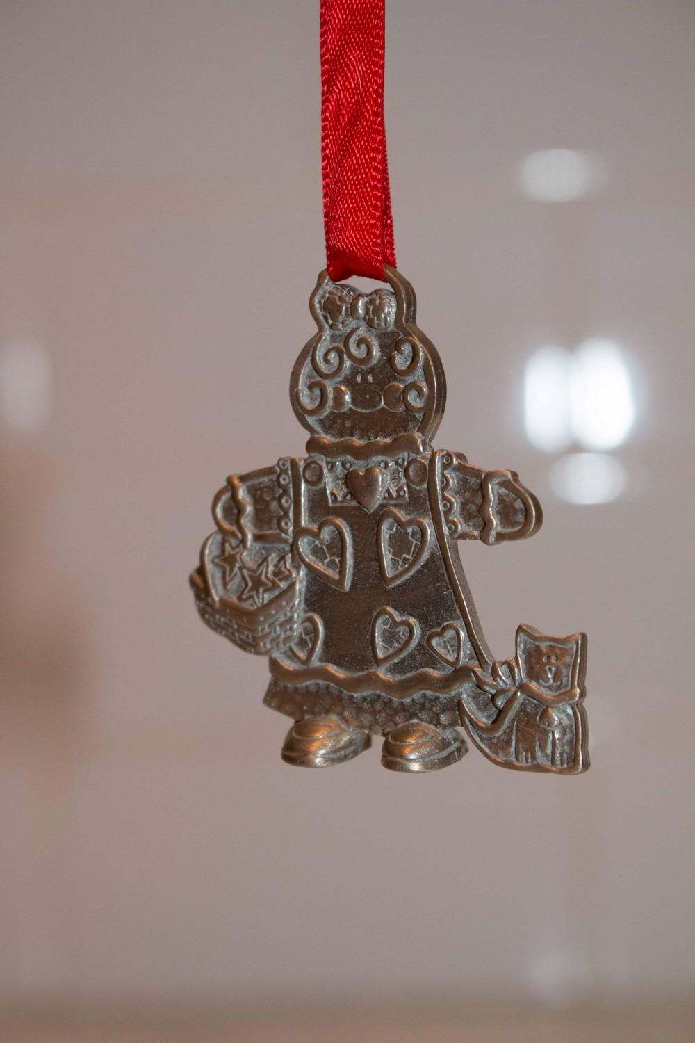 Pewter Gingerbread  ornament collectible - Main Image 2