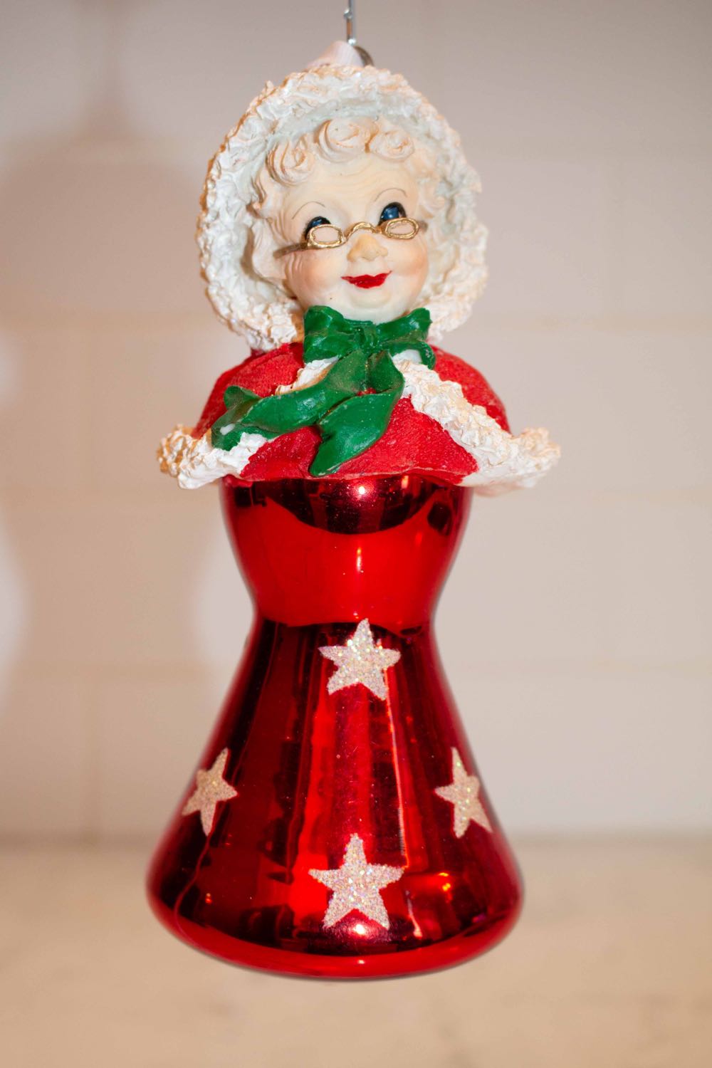Santa’s Best  ornament collectible - Main Image 1
