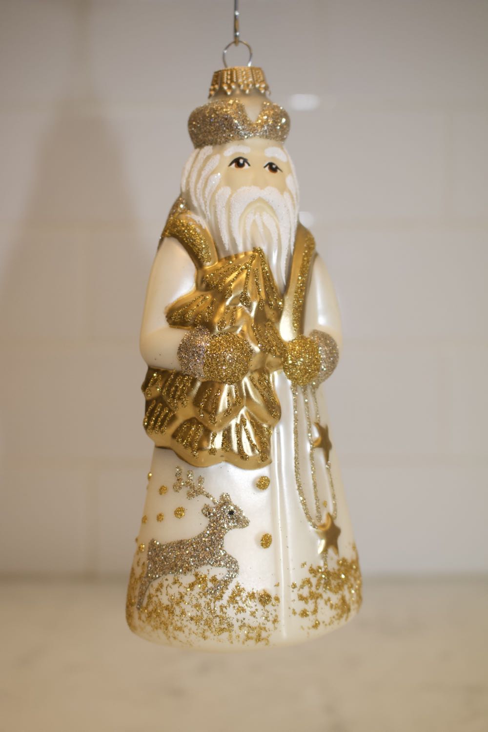 A Sour, Grinchy Frown