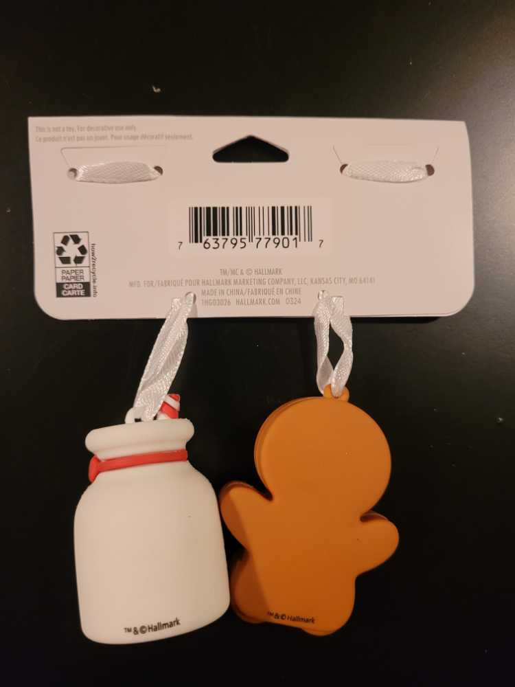 Better Together - Gingerbread & Milk - Sweets (Sweets) ornament collectible [Barcode 763795779017] - Main Image 3