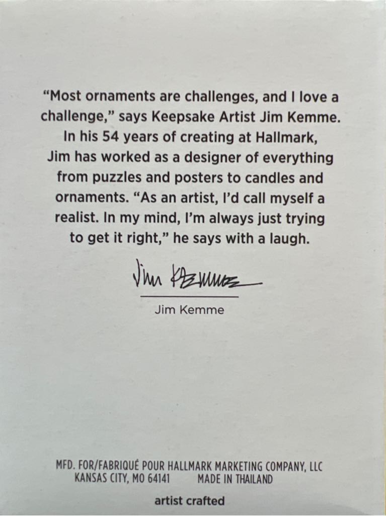 Snoopy In The Macy’s Thanksgiving Day Parade - The Peanuts Gang (Movie & Television) ornament collectible - Main Image 2