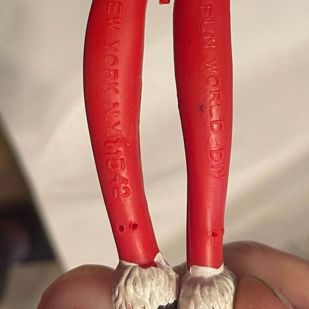 Fun World - Bendy Santa - Santa (Bendy) ornament collectible - Main Image 3