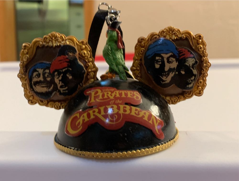 Pirates Of The Caribbean  (Disney parks/attractions) ornament collectible [Barcode 465061911359] - Main Image 3