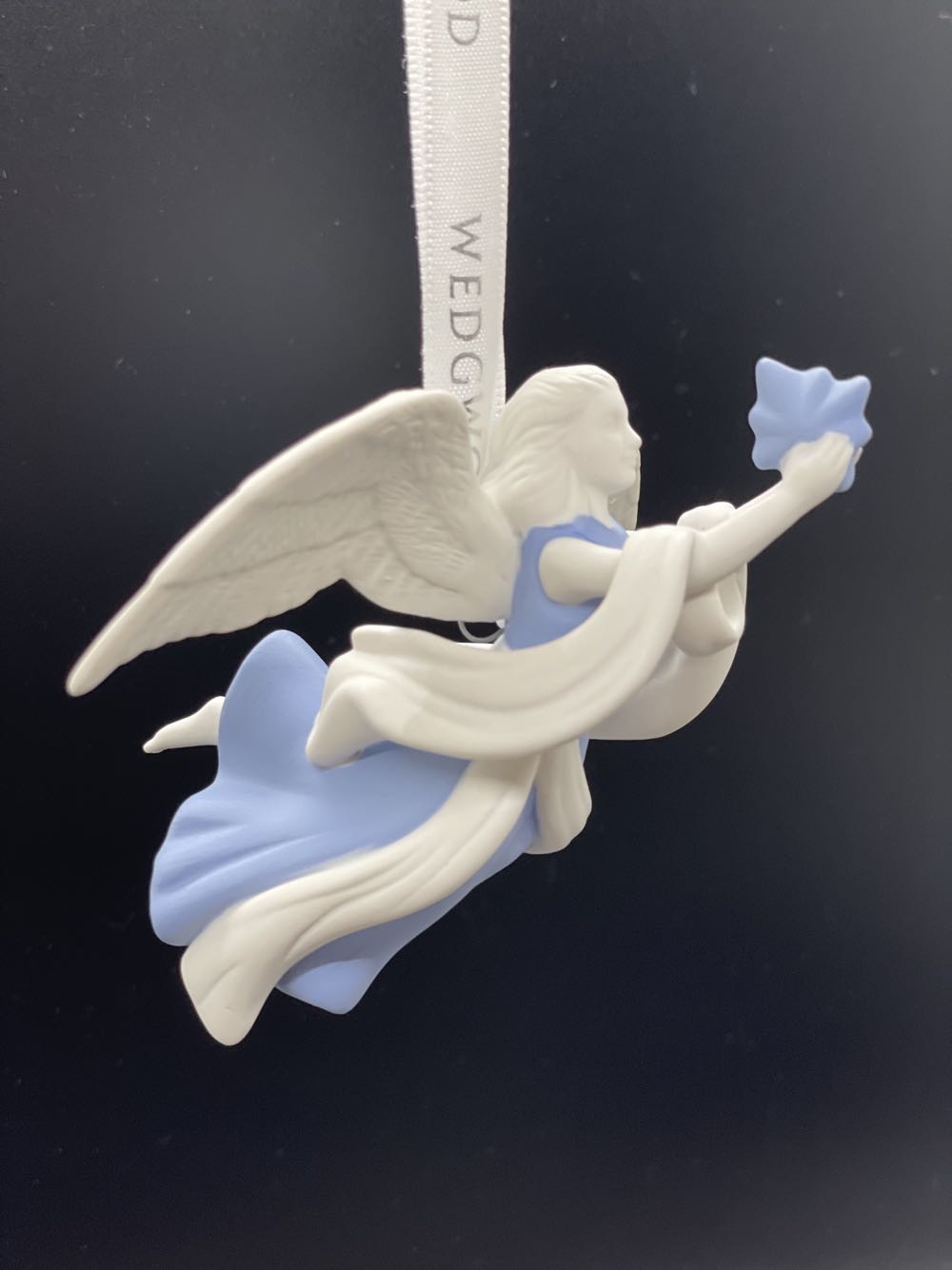 Wood - Angel - Holding Star In Sled