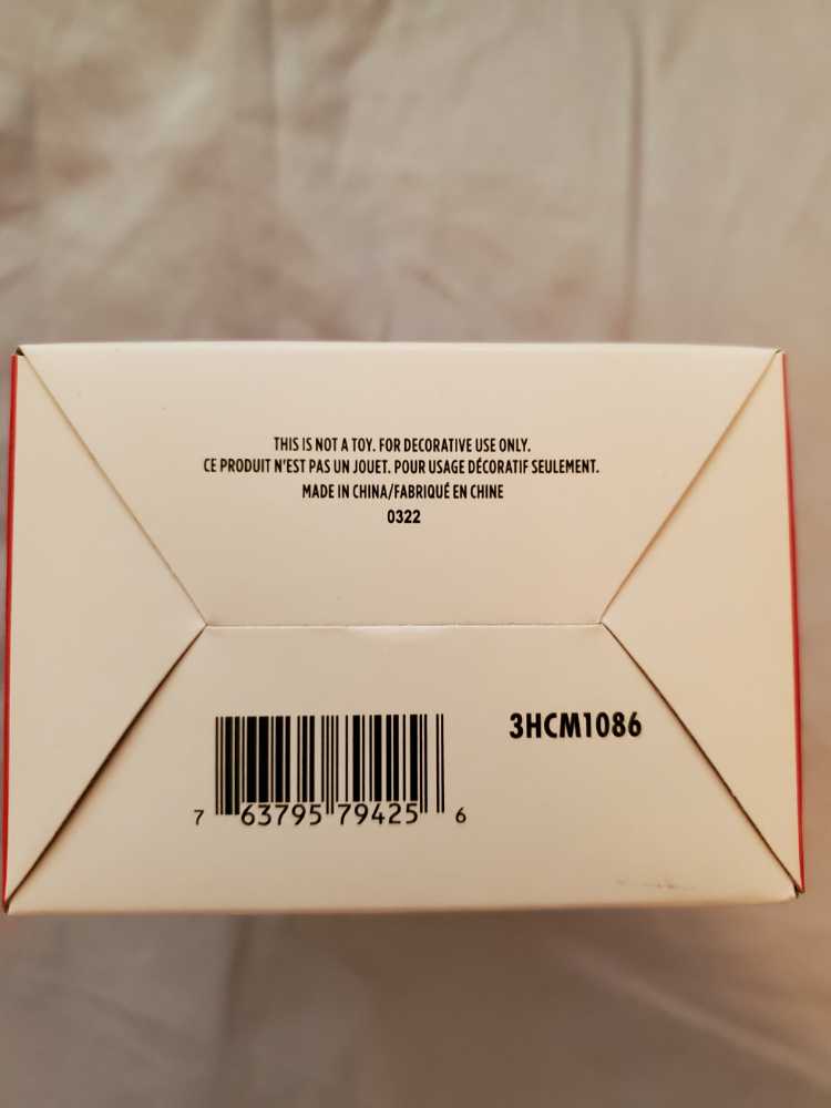 VHS - The Nightmare Before Christmas - Retro VHS Cassettes (Nightmare Before Christmas) ornament collectible [Barcode 763795794256] - Main Image 3