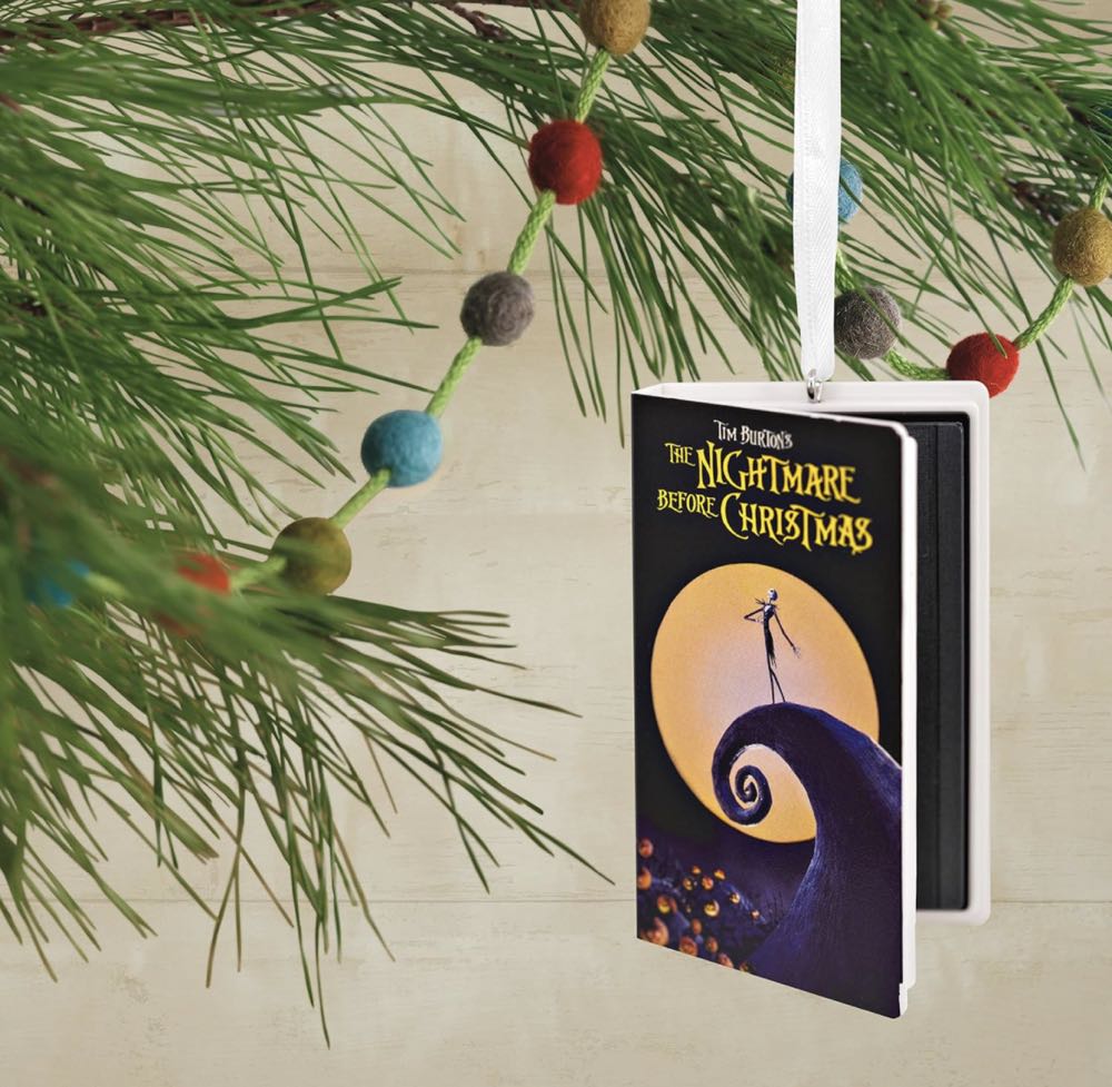 VHS - The Nightmare Before Christmas - Retro VHS Cassettes (Nightmare Before Christmas) ornament collectible [Barcode 763795794256] - Main Image 4