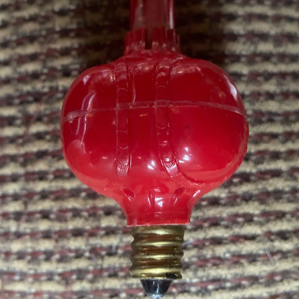Royal - C7 - Bubble Light - Red - Bubble Light (Light) ornament collectible - Main Image 2