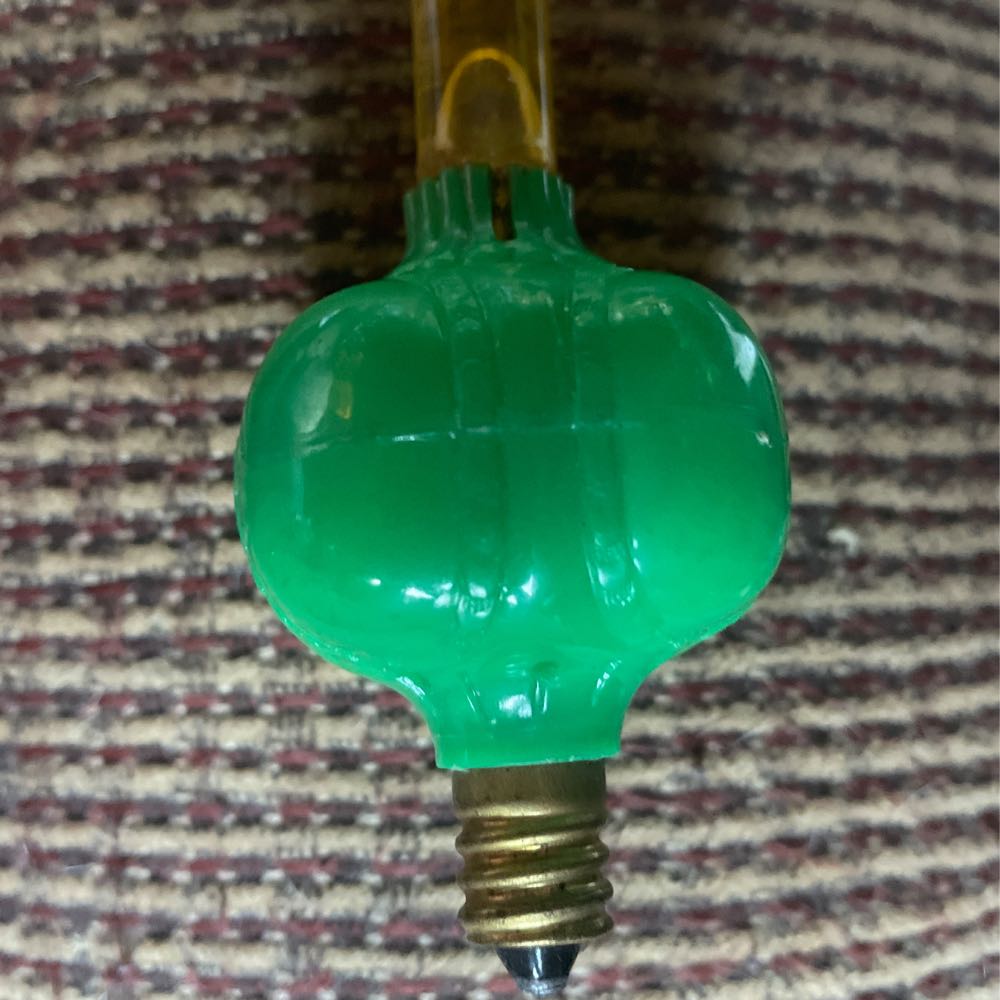 Royal - C7 - Bubble Light - Green & Yellow - Bubble Light (Light) ornament collectible - Main Image 2