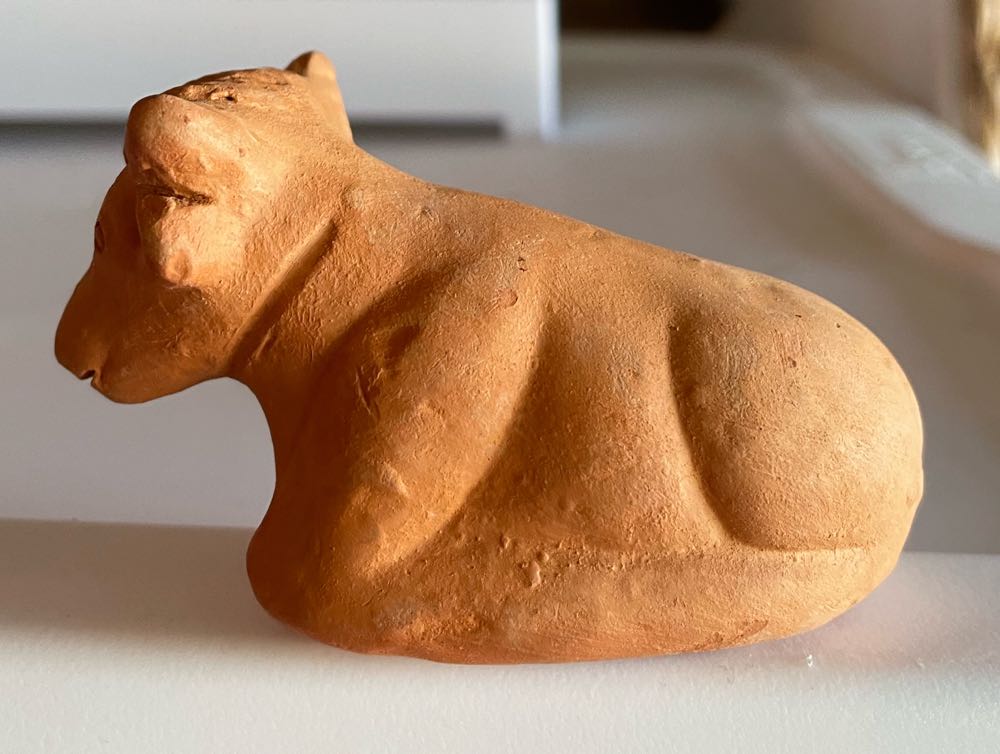 Columbian - Nativity - Animal - Ox - Supine - Animals (Nativity) ornament collectible - Main Image 2