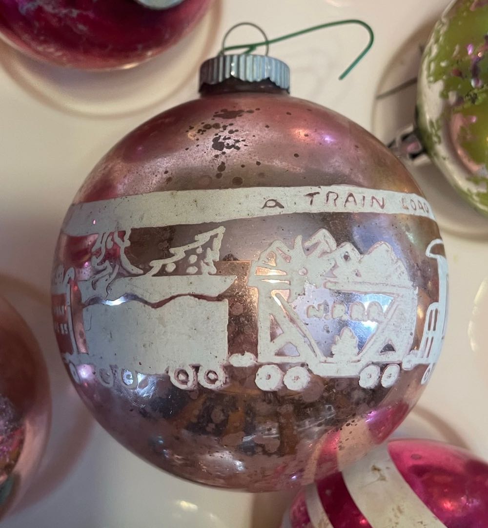 George Franke - Round - Stencil - Christmas Train - Stencils (Round) ornament collectible - Main Image 2