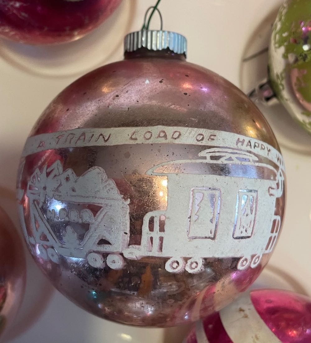 George Franke - Round - Stencil - Christmas Train - Stencils (Round) ornament collectible - Main Image 3