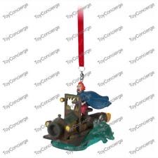 Rooftop Nickolas, Red