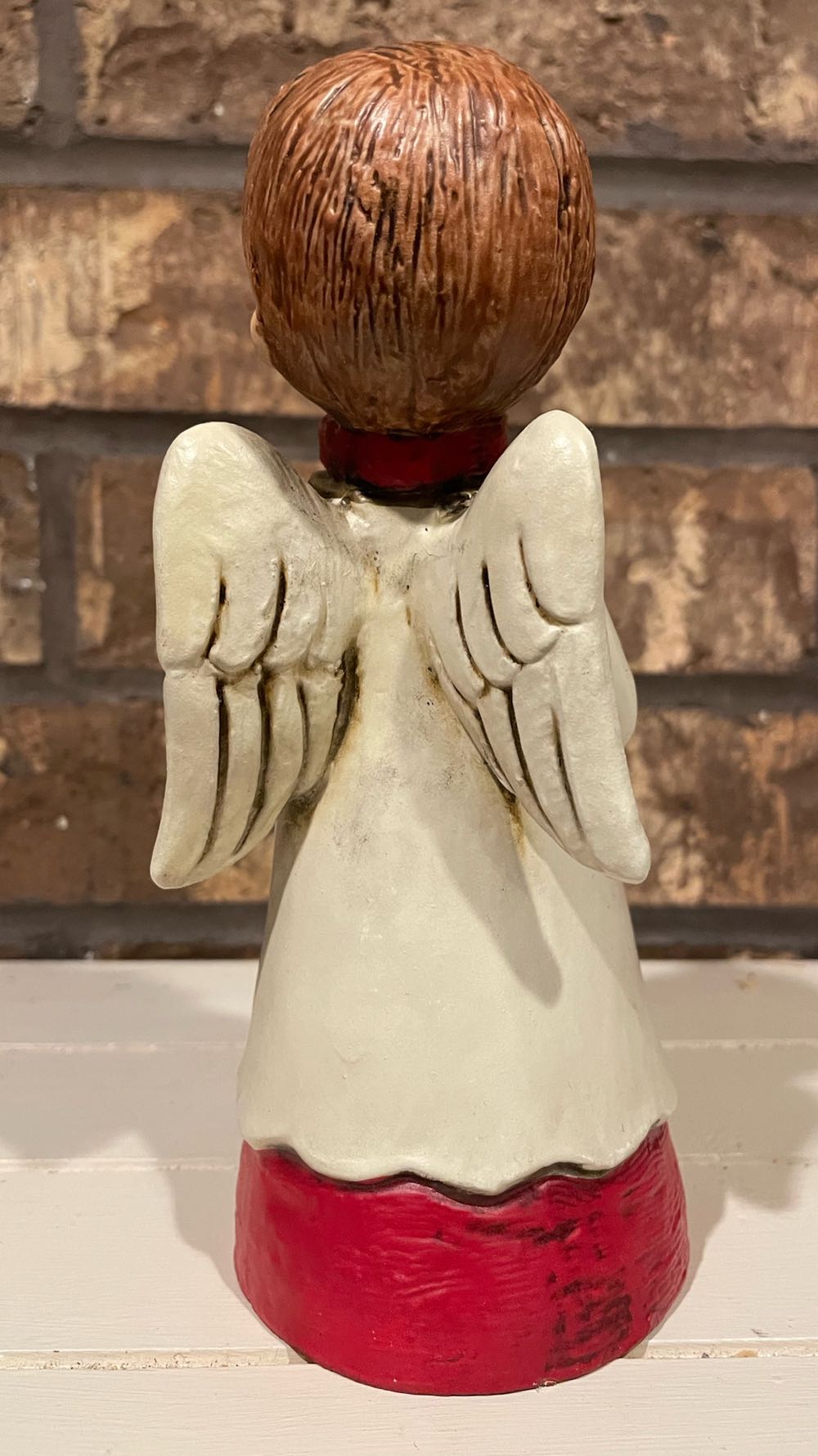 MY - Angel - Red Robe - Brown Hair - Singing - Singing (Angel) ornament collectible - Main Image 2