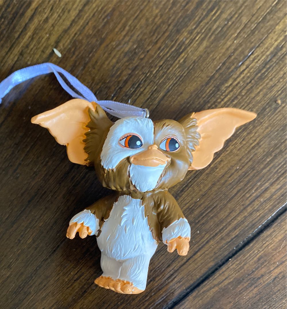 Gremlins Gizmo - Gremlins (Movies & TV) ornament collectible [Barcode 763795775989] - Main Image 2