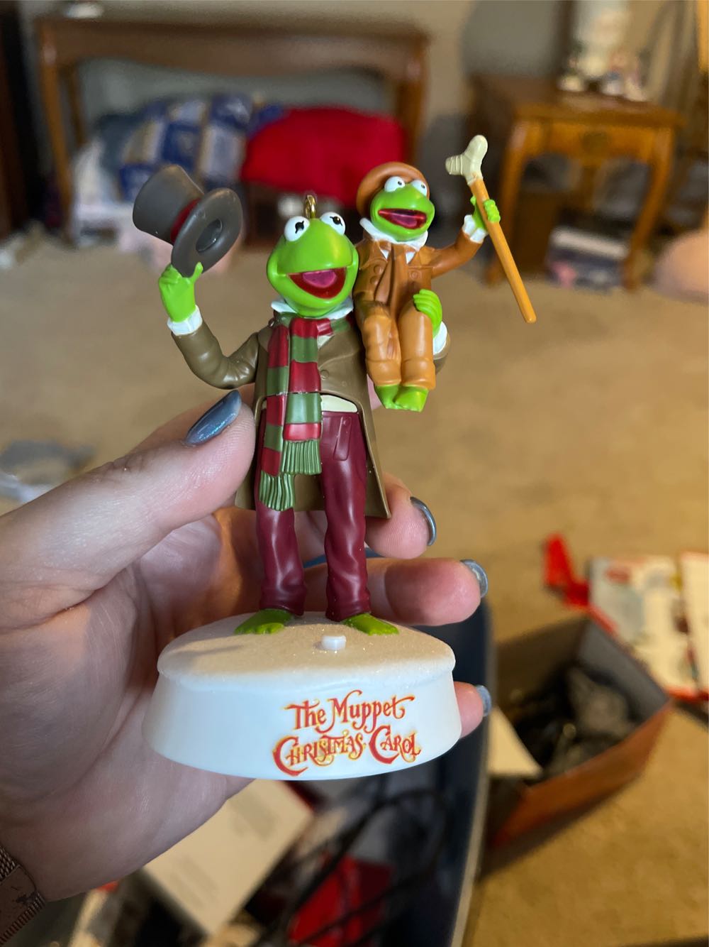 The Muppet Christmas Carol - Disney The Muppets (MAGIC, Sound) ornament collectible [Barcode 786936848748] - Main Image 3