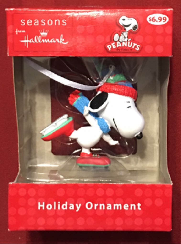 Ice Skating Snoopy  (Peanuts) ornament collectible [Barcode 795902211288] - Main Image 1